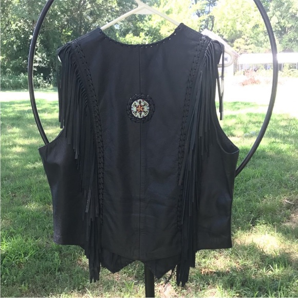 Like New! Fringed leather vest! - Picture 10 of 16